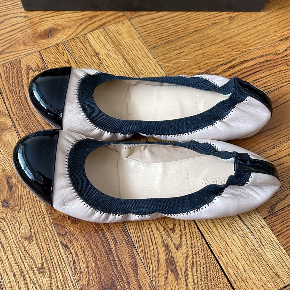 CAP TOE LEATHER FLATS - Picture 3 of 8